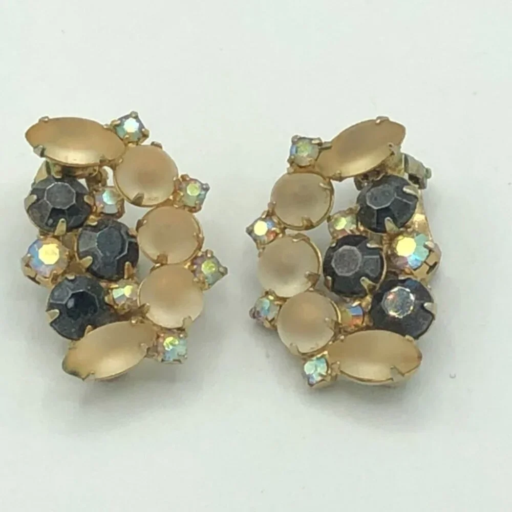 Vintage Moonstone Moon Shapped Clip On Earrings by Continental - Picture 3 of 11